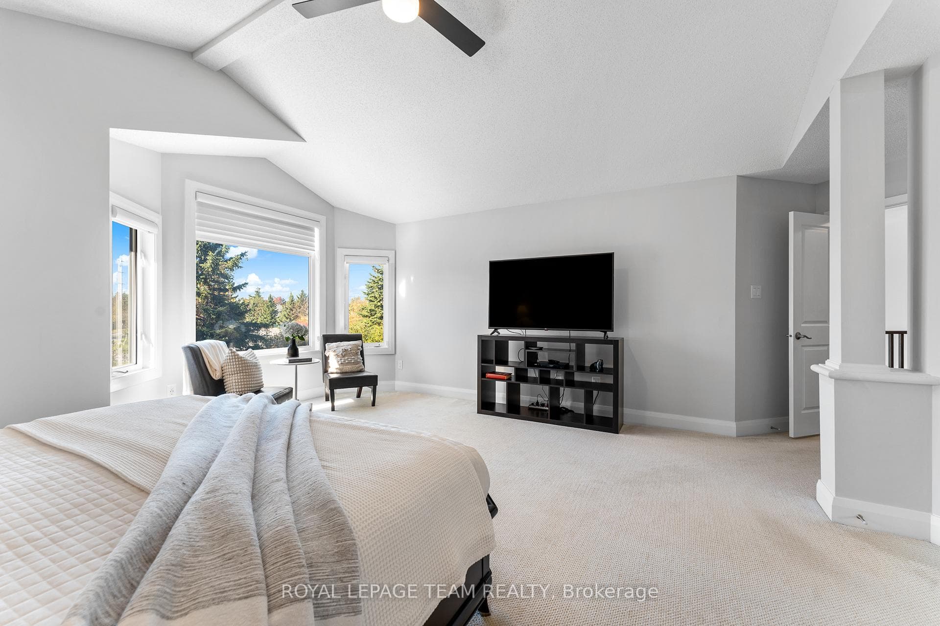 320 Sugar Pine Crescent photo 36