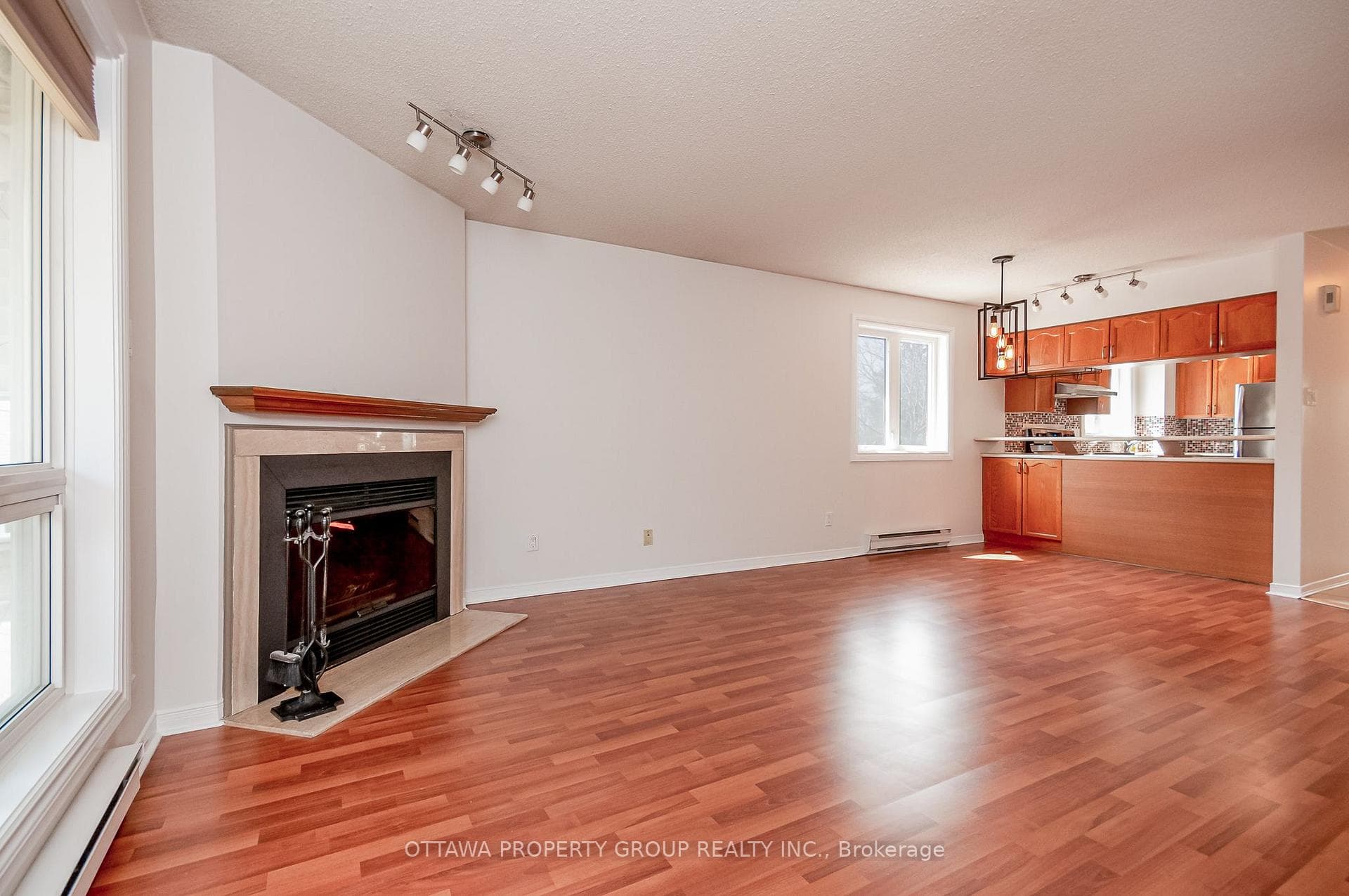 442 Briston Private photo 10