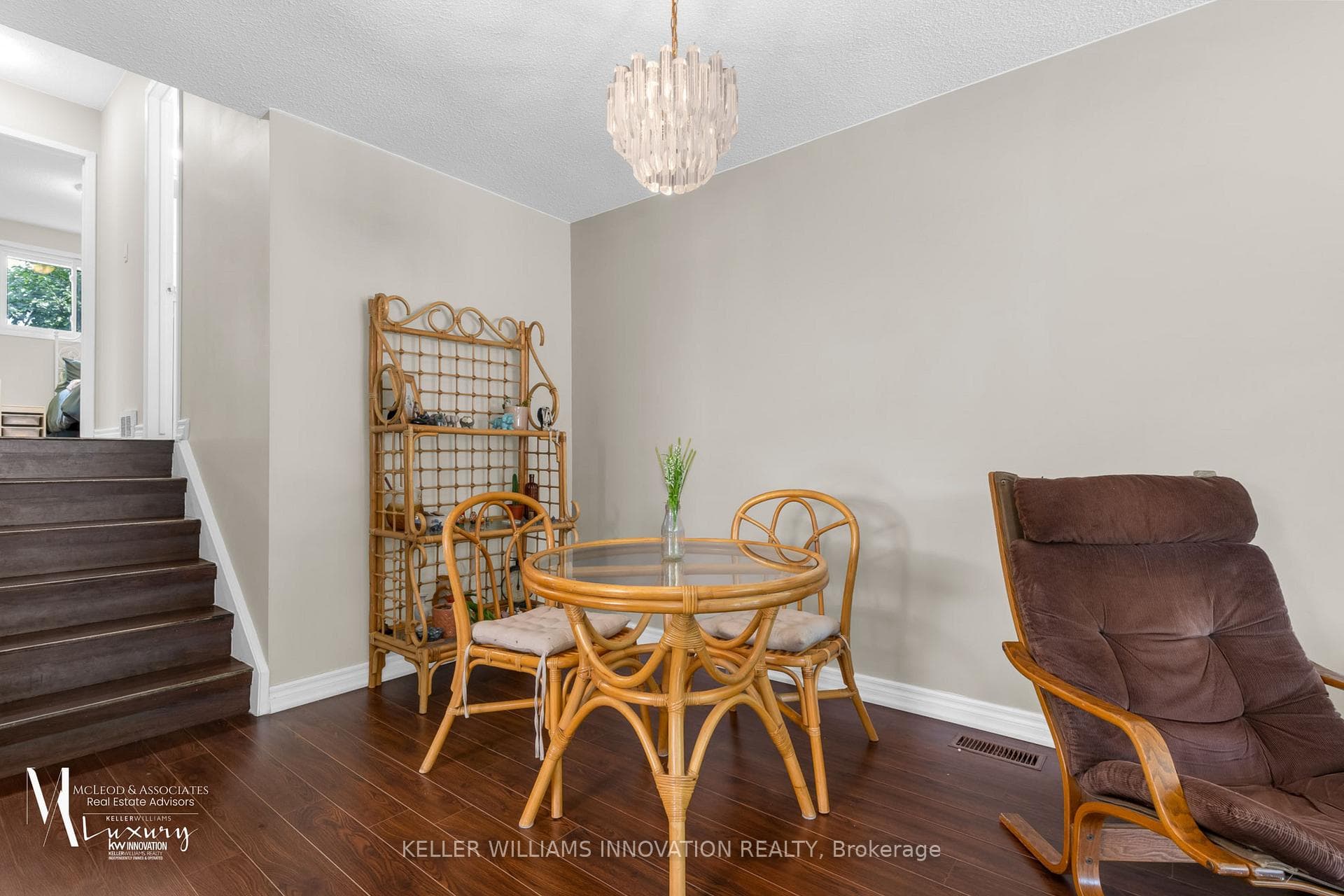 96 Tupper Drive photo 5