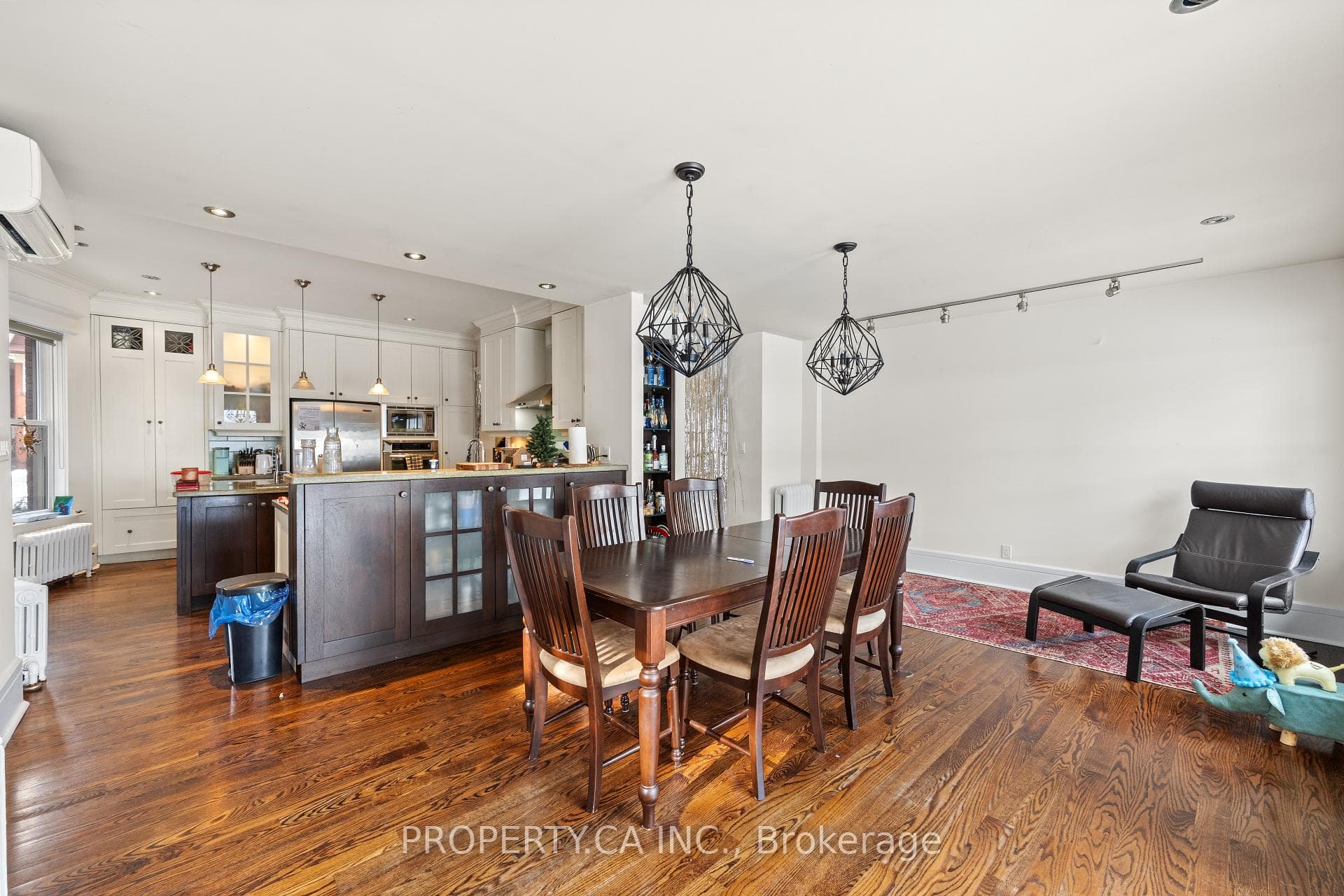 423 Palmerston Boulevard Unit #Main photo 11