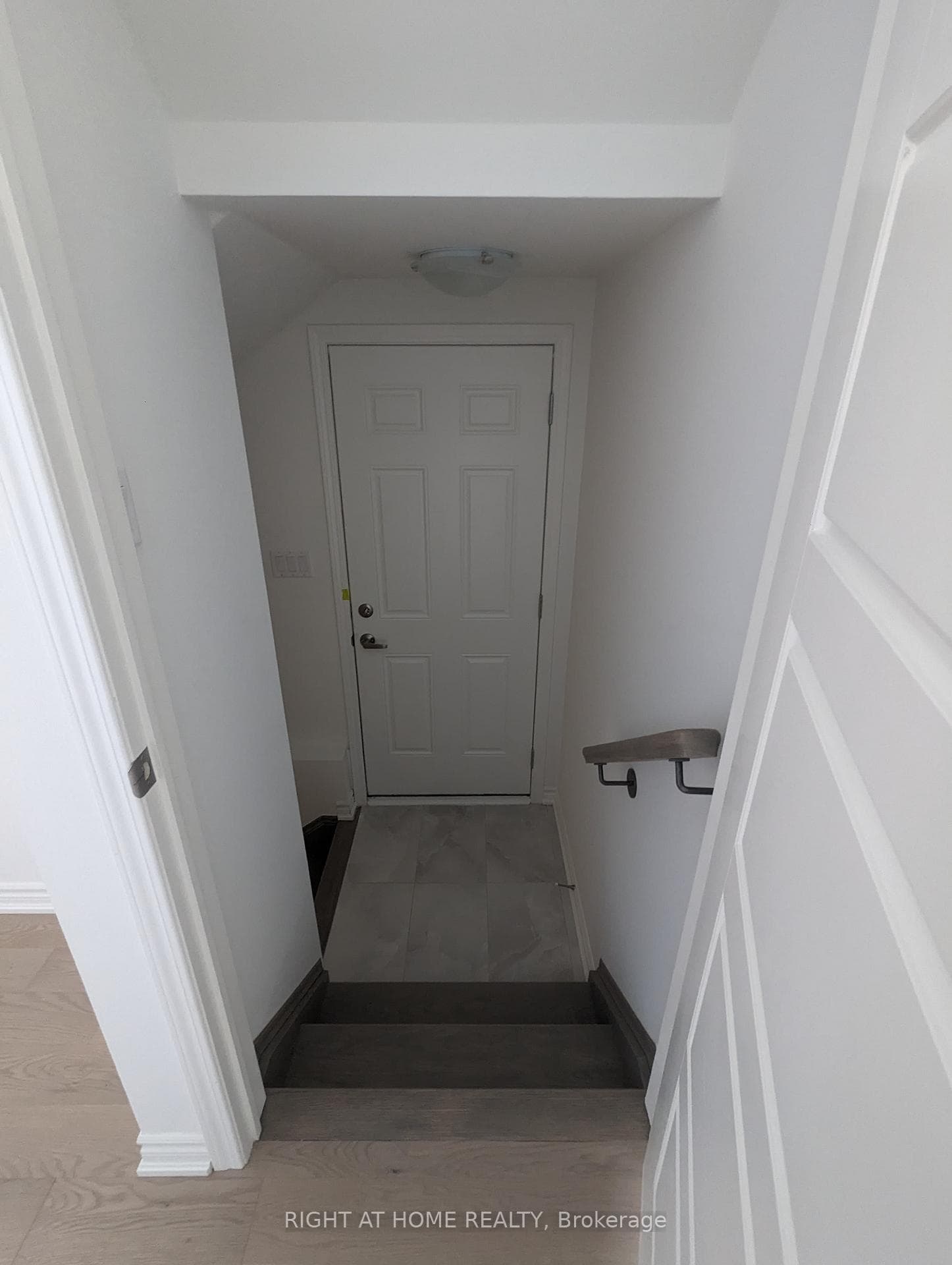 1410 Swallowtail Lane photo 35