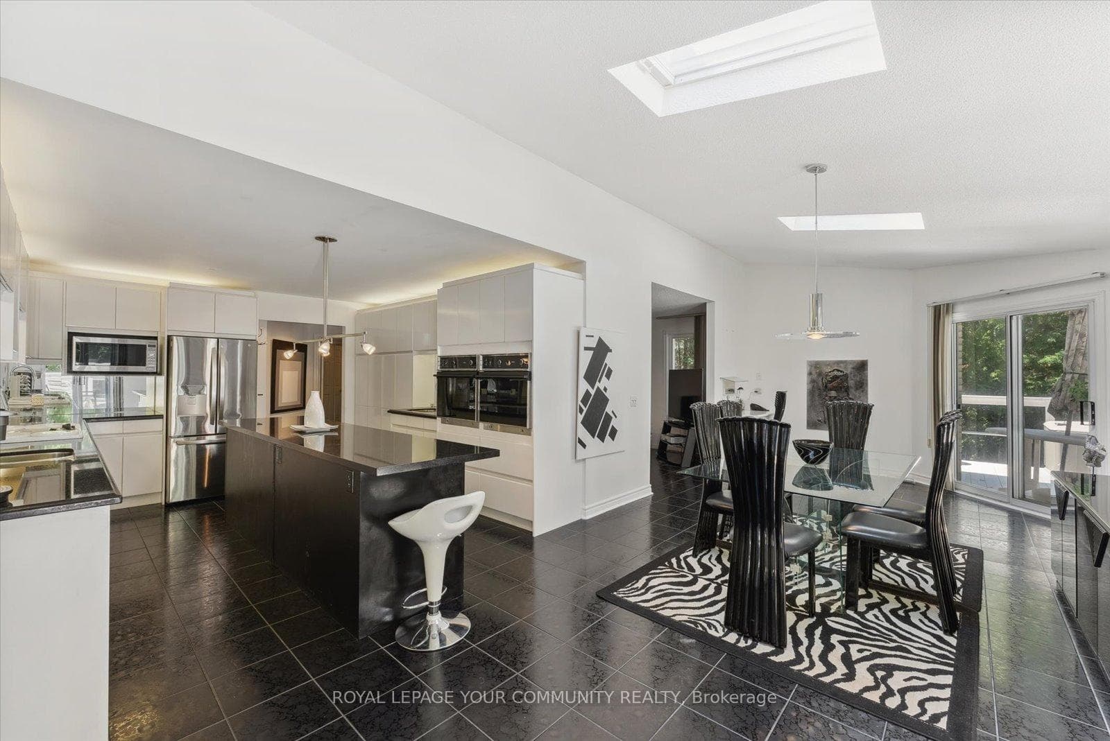 498 Elgin Mills Road photo 14