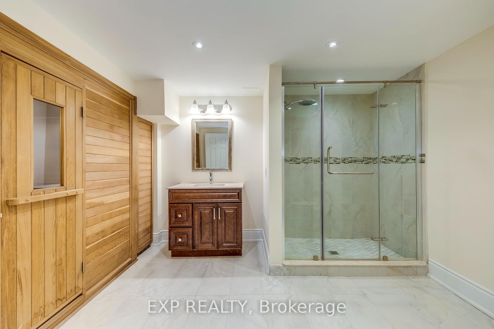 1135 Montrose Abbey Drive photo 40