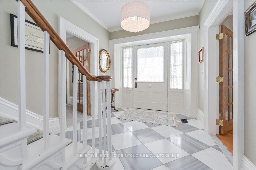 84 East Mill Street photo 10