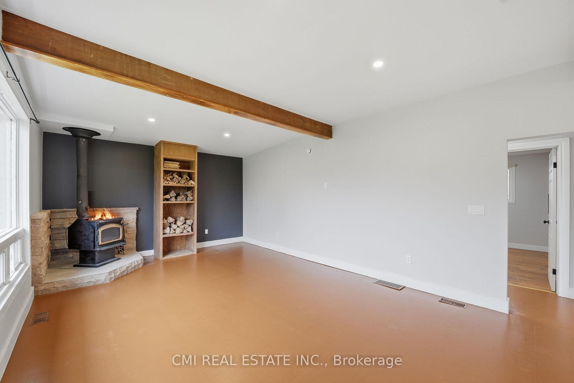 28 River Drive photo 6