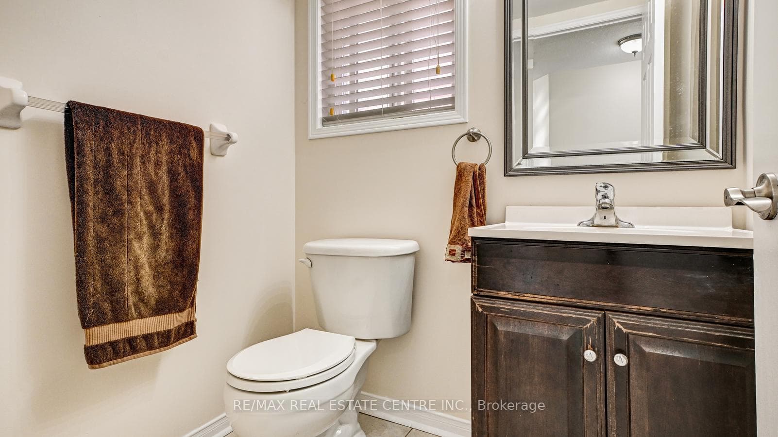 19 Yeaman Drive photo 6
