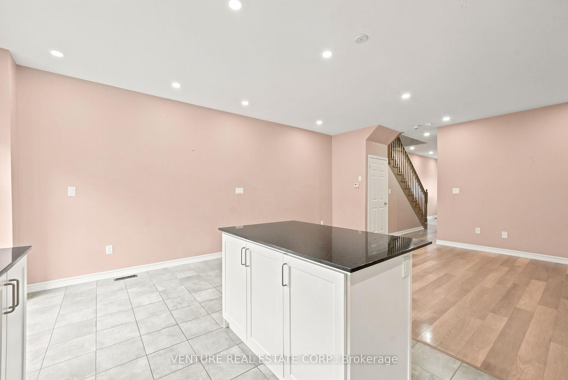 20 Prospect Way photo 14