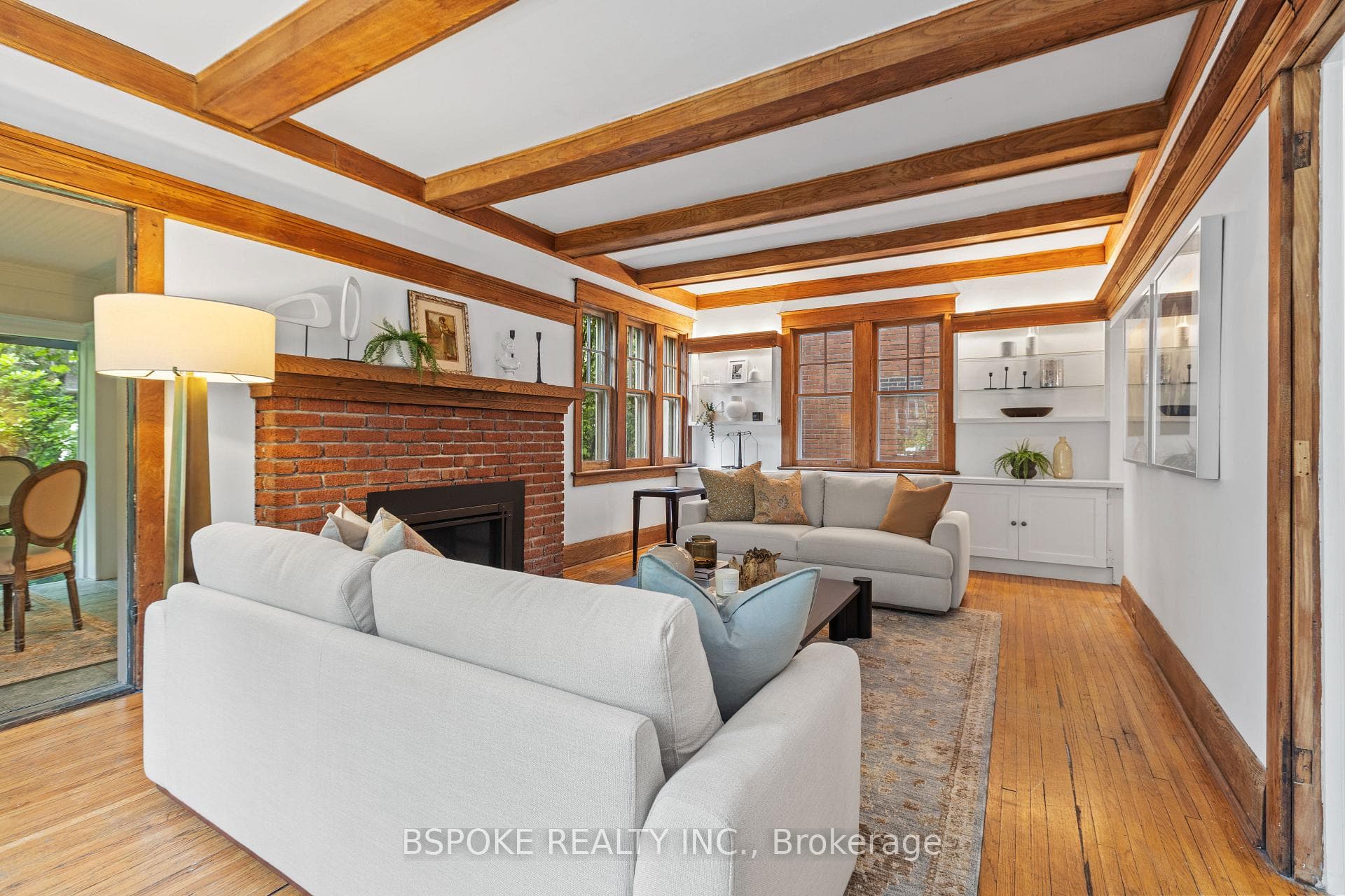49 Williamson Road photo 8