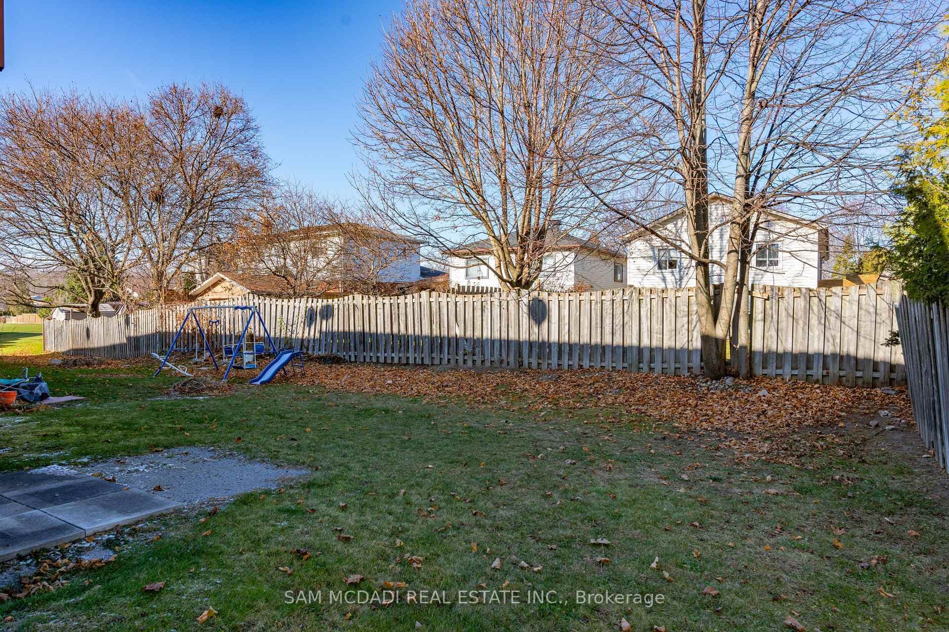 9 Birchfield Drive photo 20