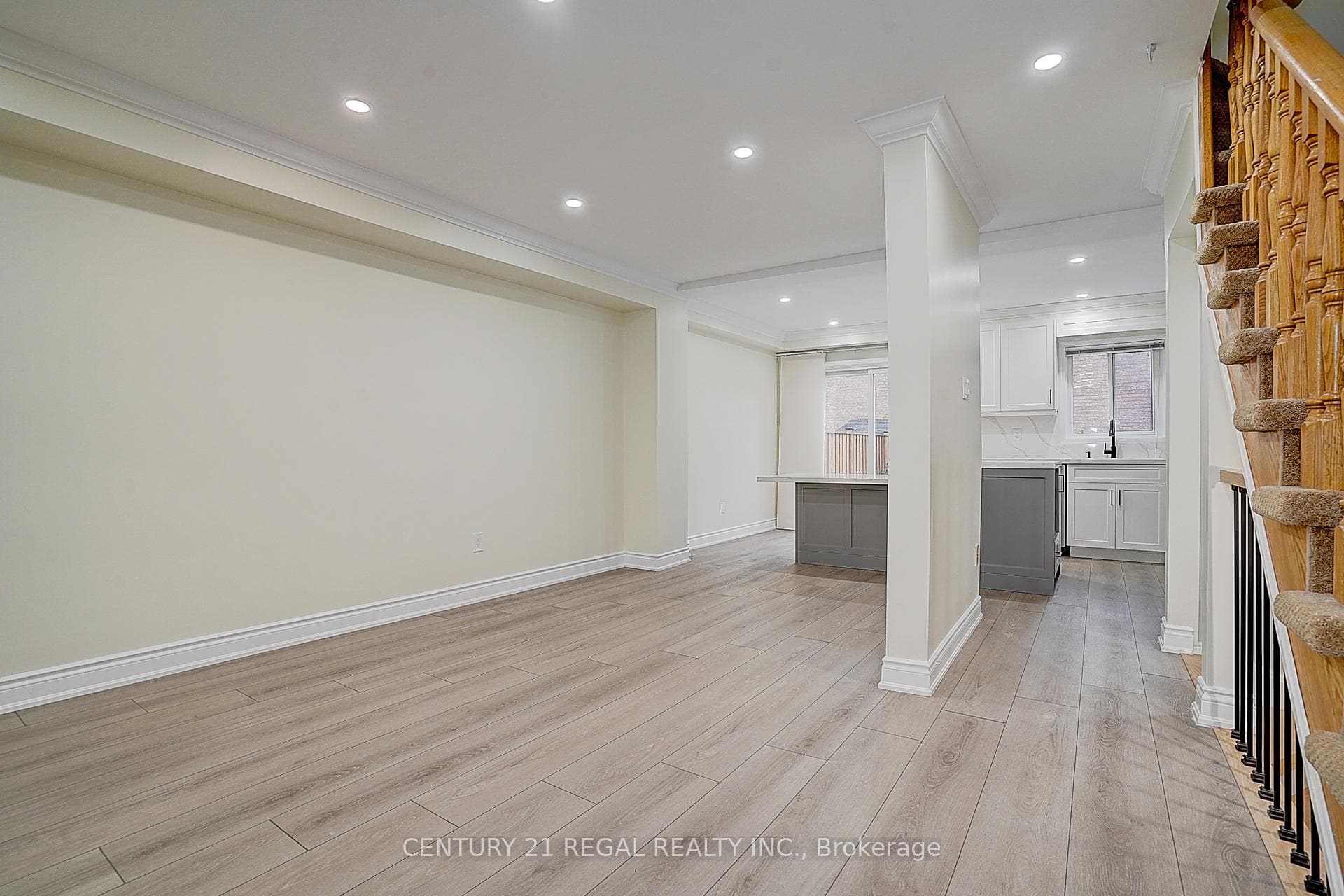 6922 Yarrow Avenue photo 11
