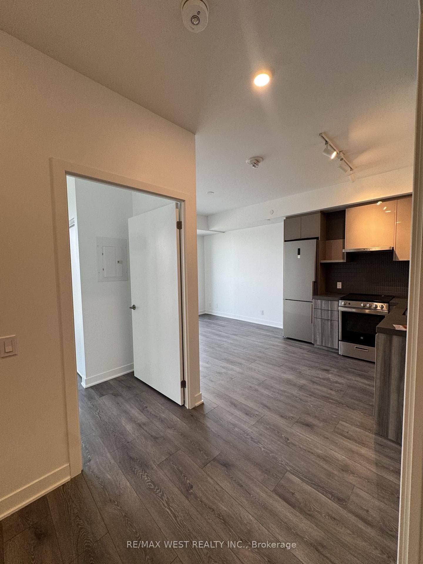 10 FLAVELLE Trail Unit 1301 photo 4