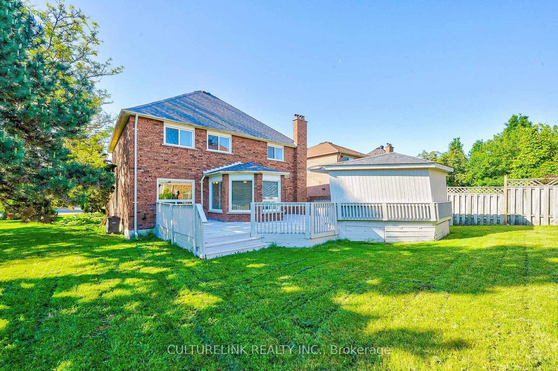 8 Atlantic Avenue photo 40