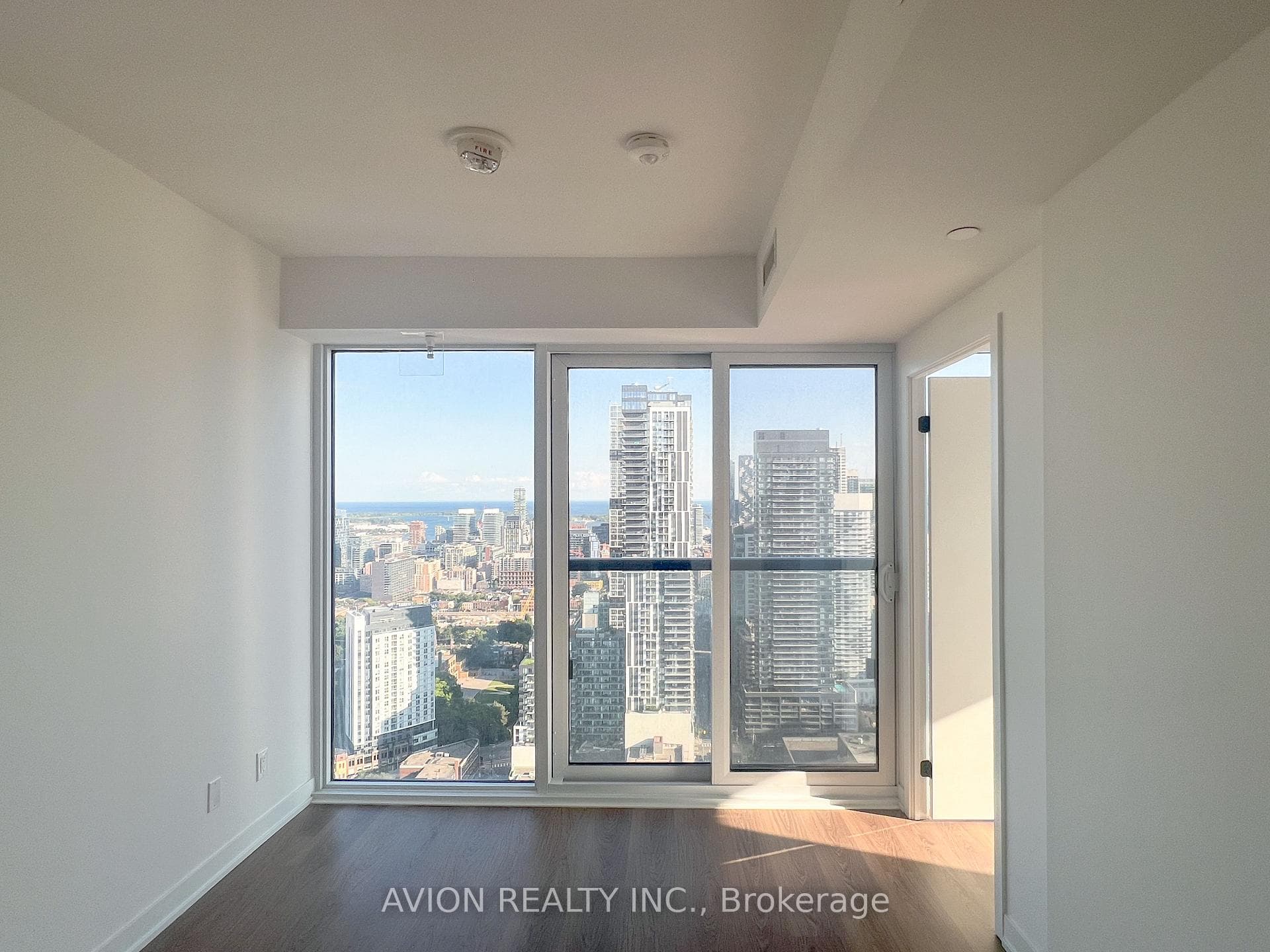 319 Jarvis Street Unit 4102 photo 5