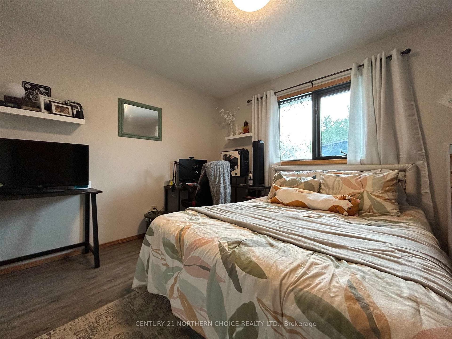607 BEAR PASS Road photo 32