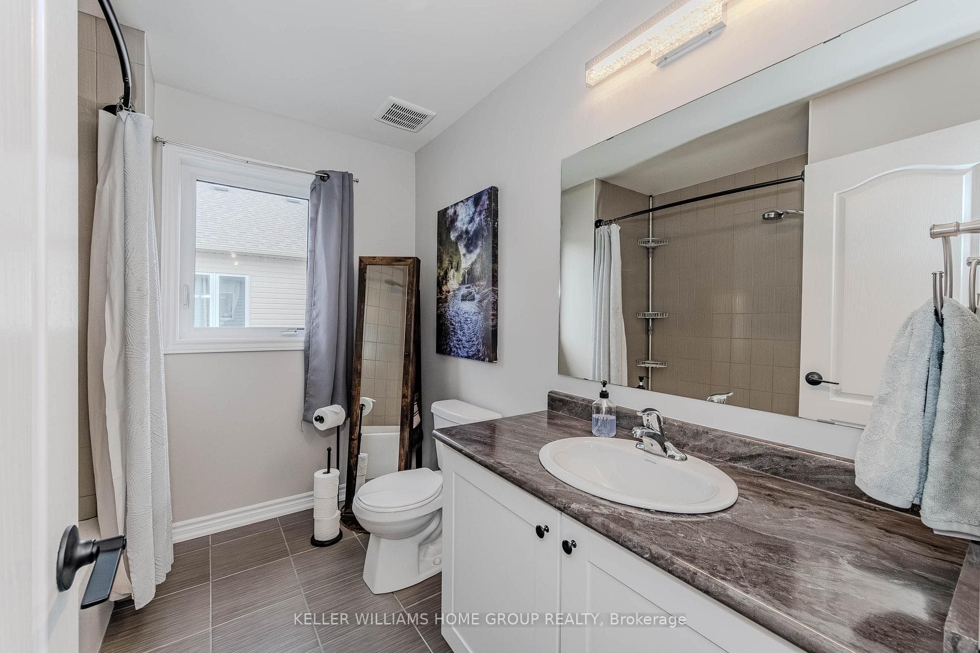 124 Courtney Street photo 23