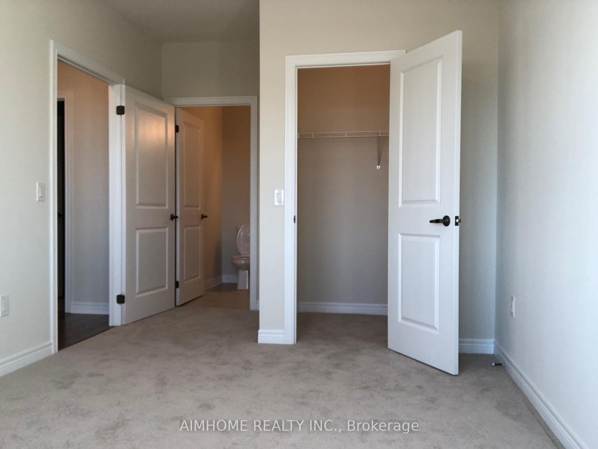 39 New Delhi Drive Unit 303 photo 7