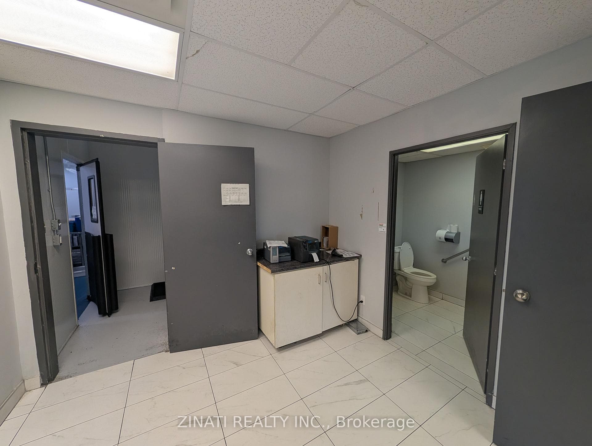 5459 Canotek Road Unit 1 photo 13