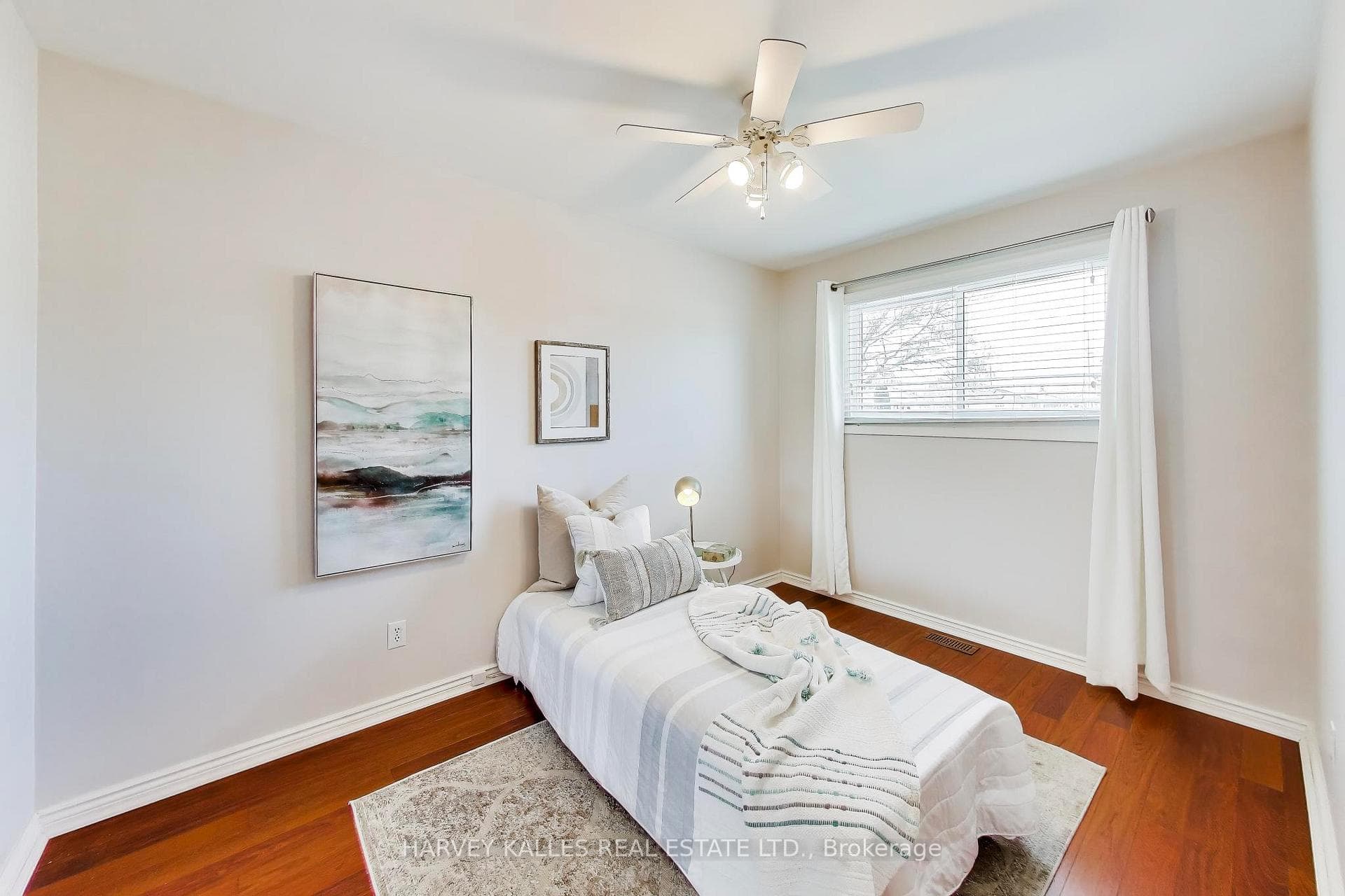 56 Thorncliffe Street photo 18