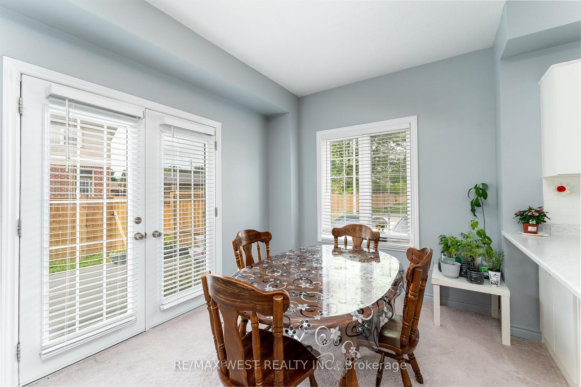 24 Dewberry Drive photo 11