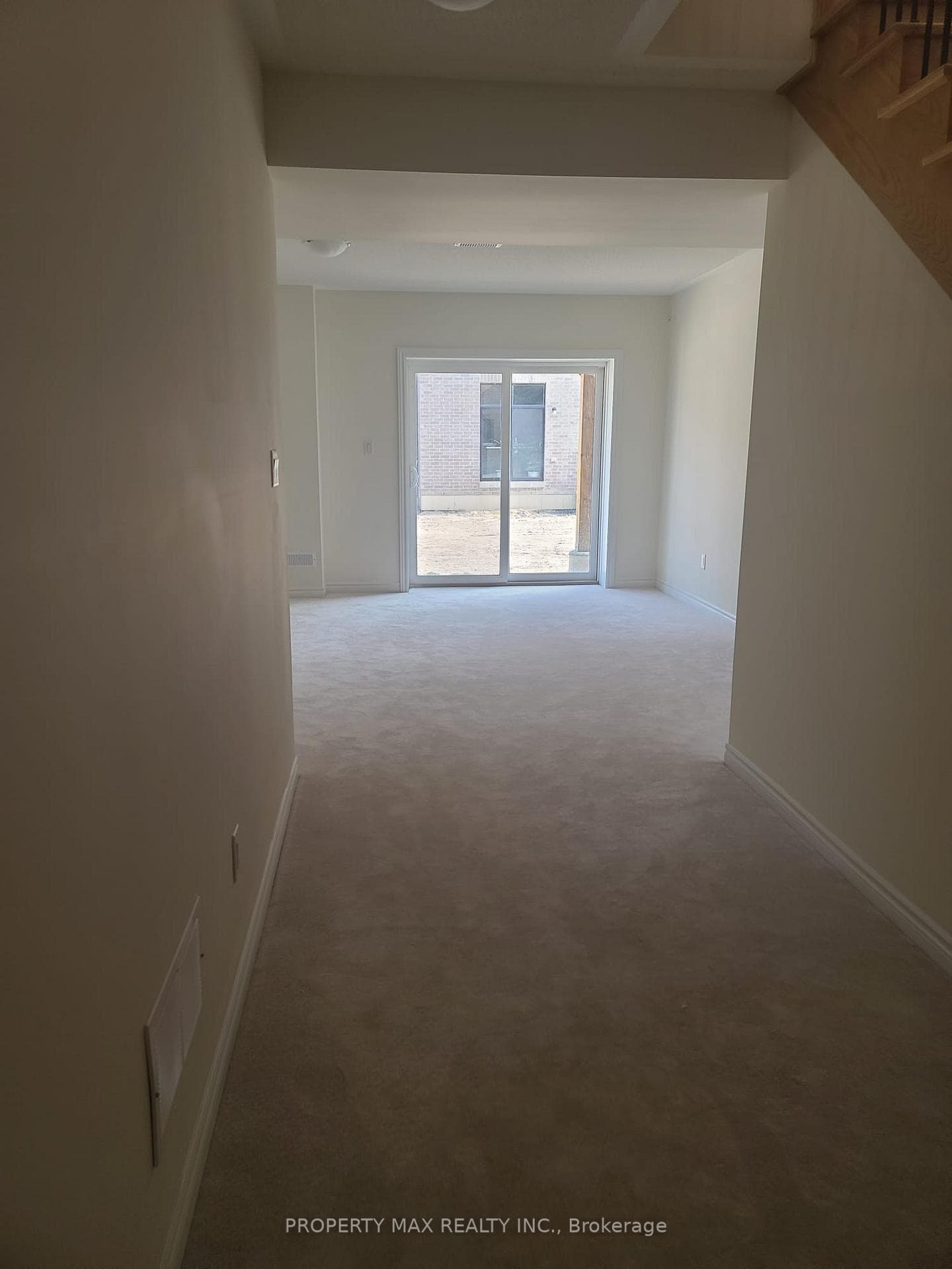 920 Rexton Drive photo 10