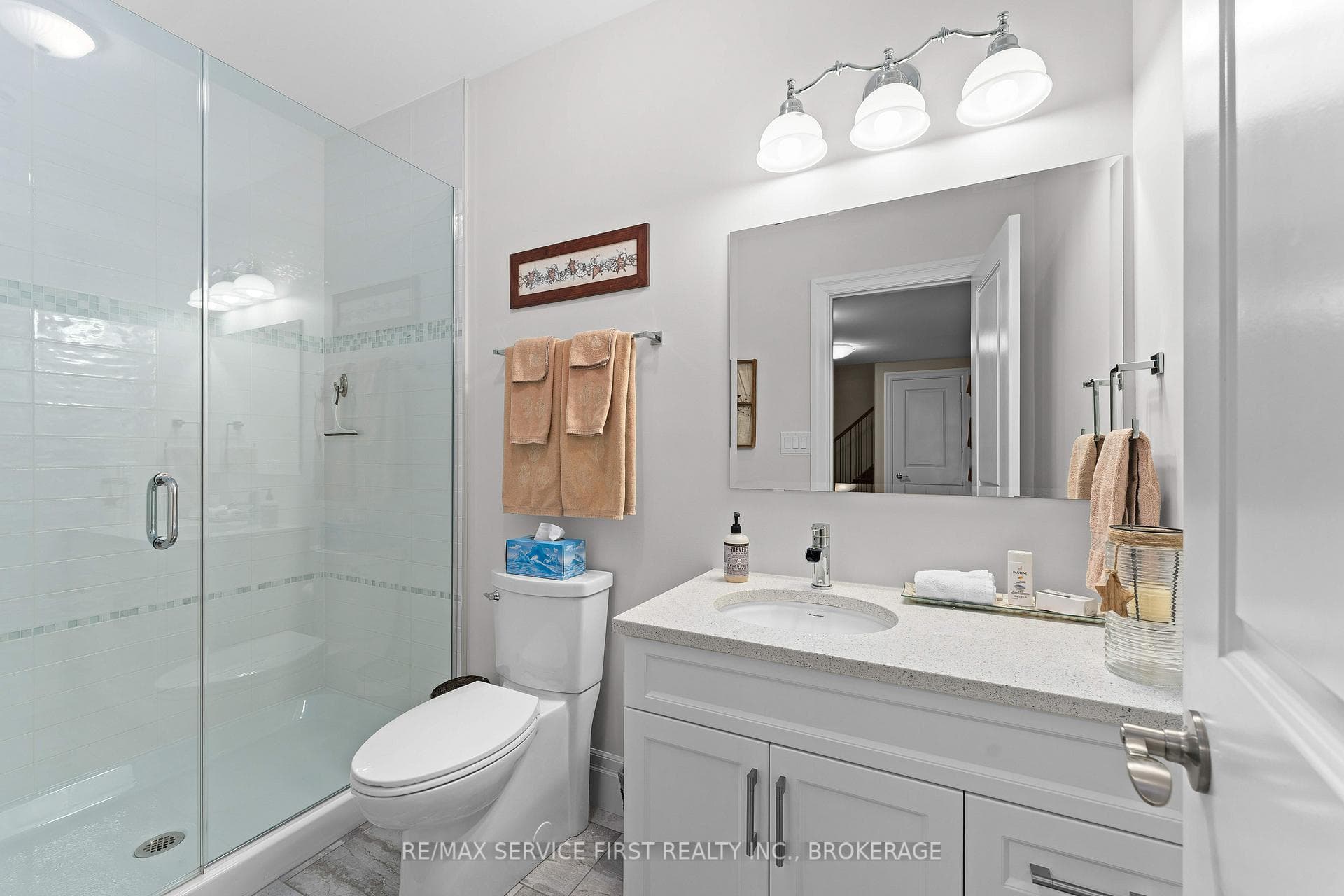 270 Pauline Tom Avenue photo 46