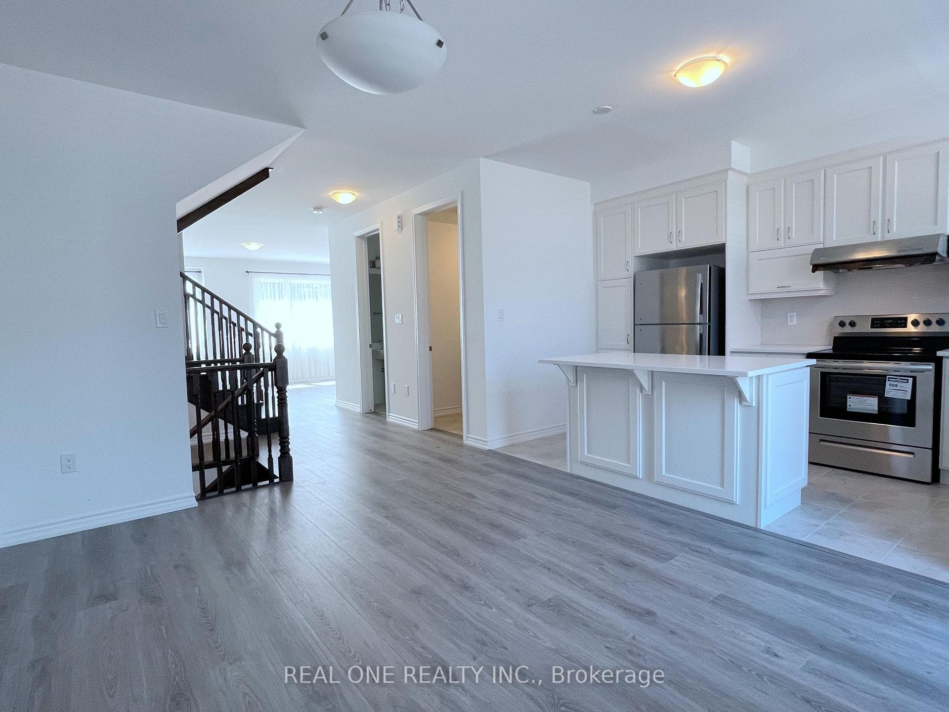 101 Grovewood Common photo 7
