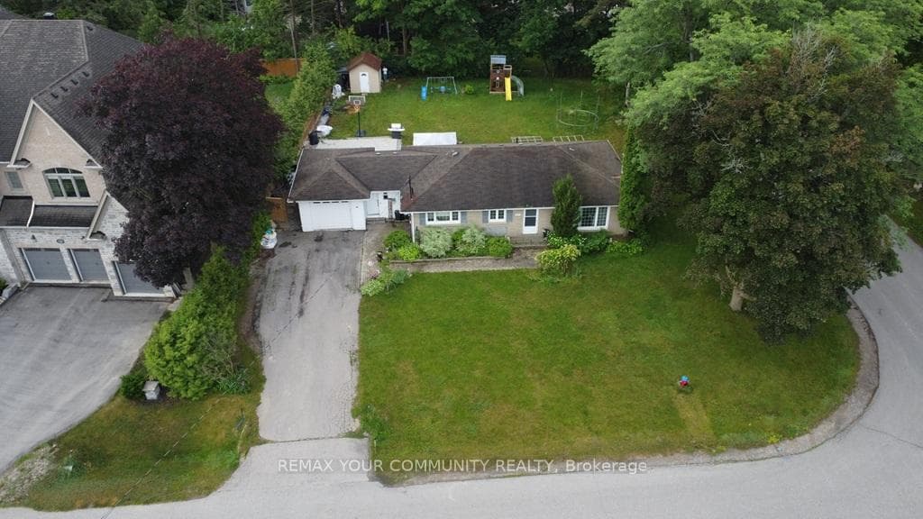 211 James Street photo 15