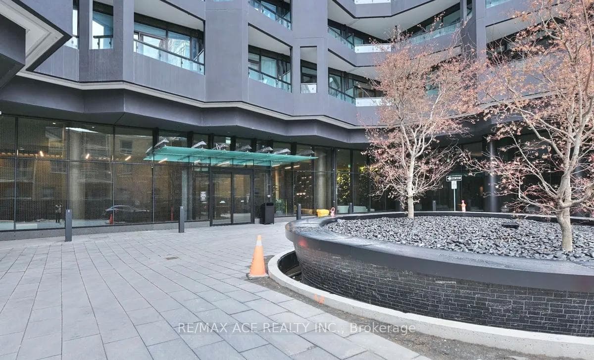 110 Broadway Avenue Unit 2213 photo 16