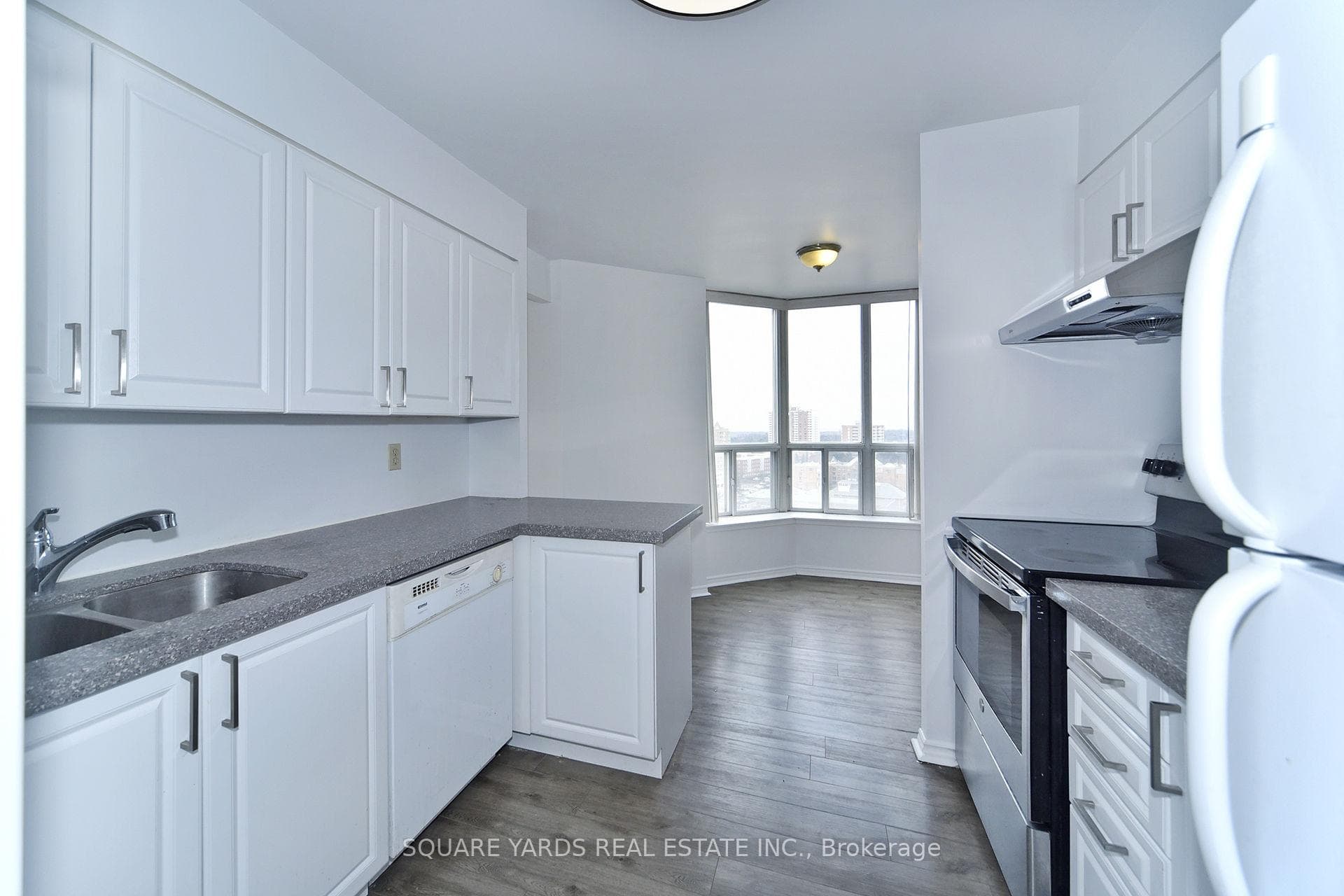 400 Mclevin Avenue Unit 1608 photo 15