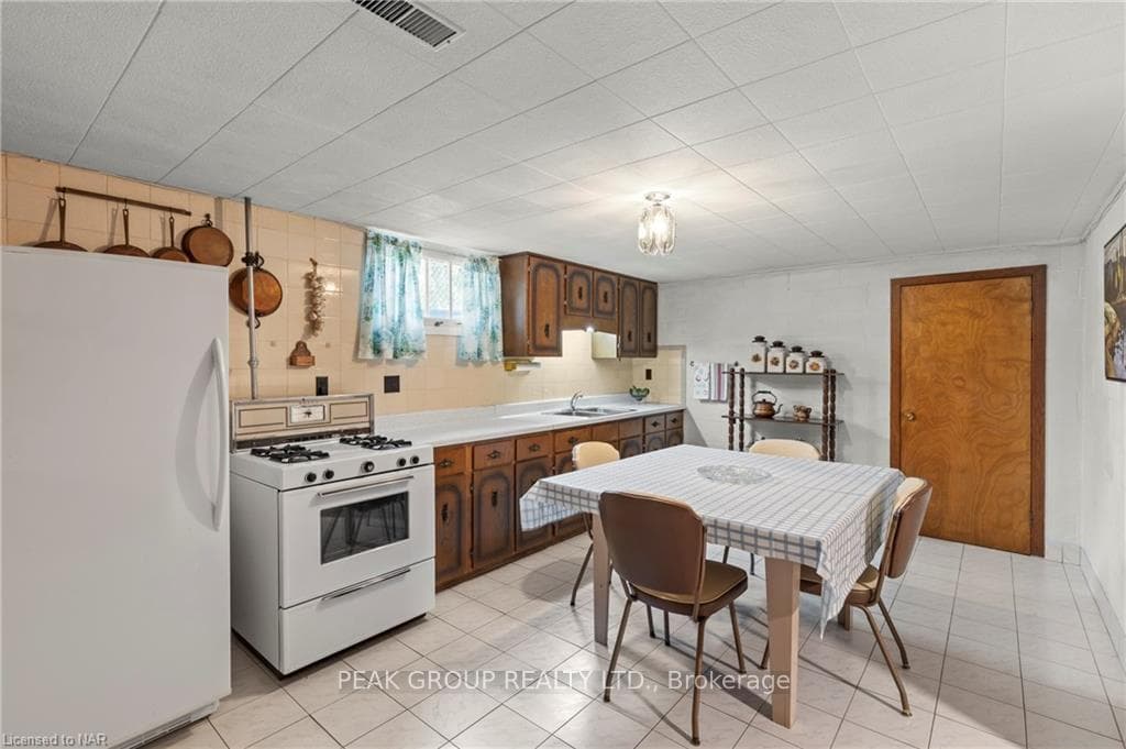 6787 WILLS Street photo 26