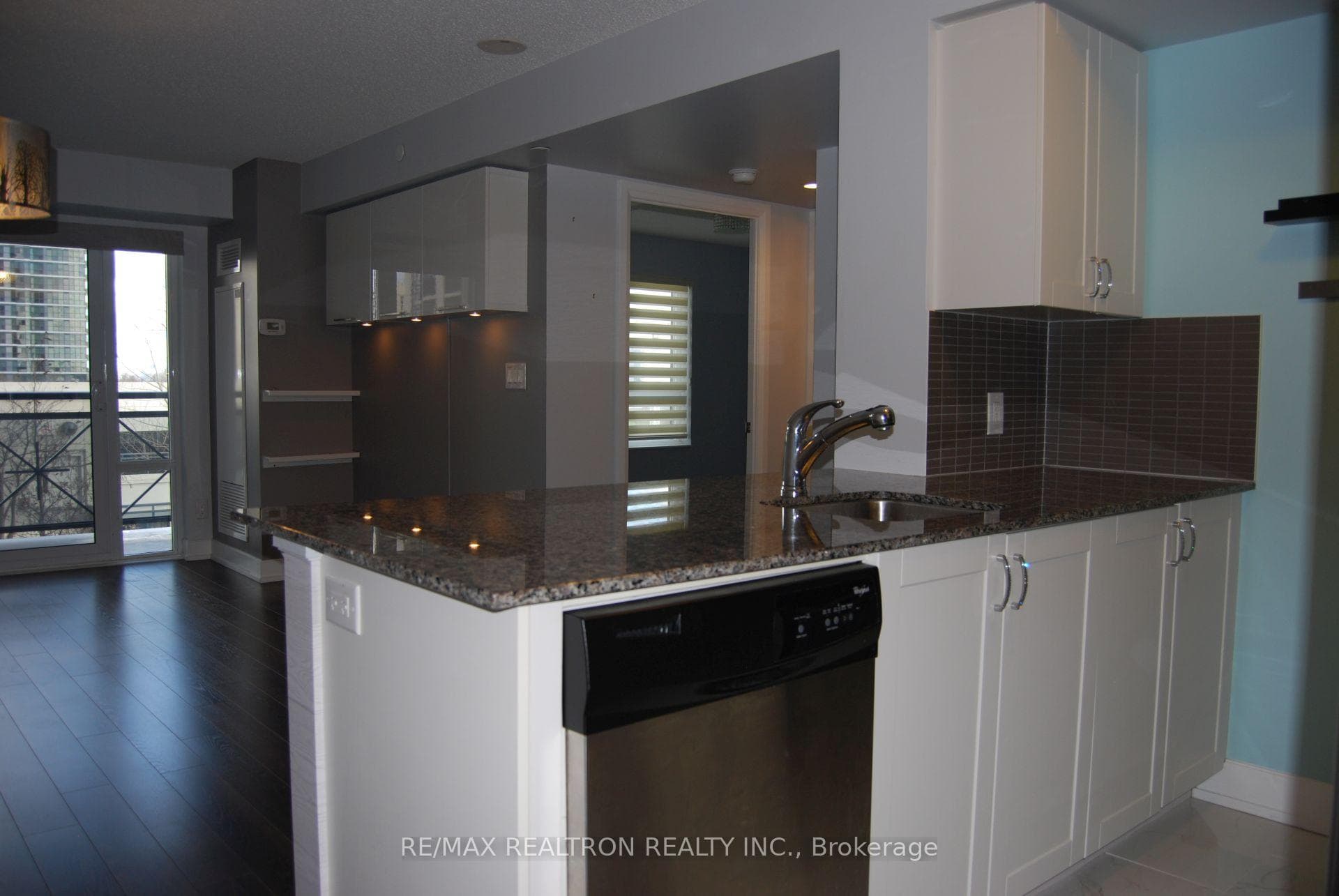 6 Eva Road Unit 405 photo 9