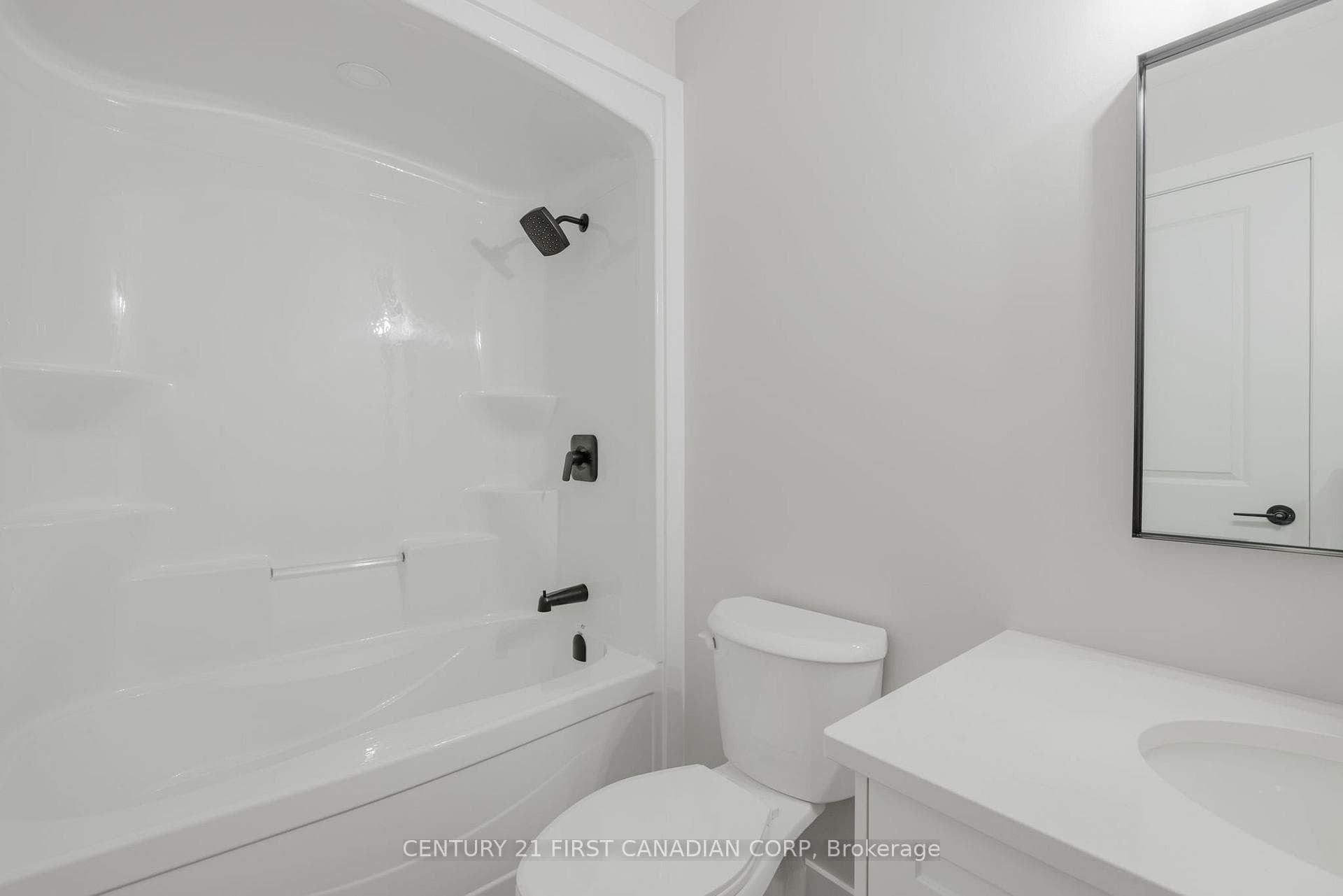 107 Victoria Avenue photo 27