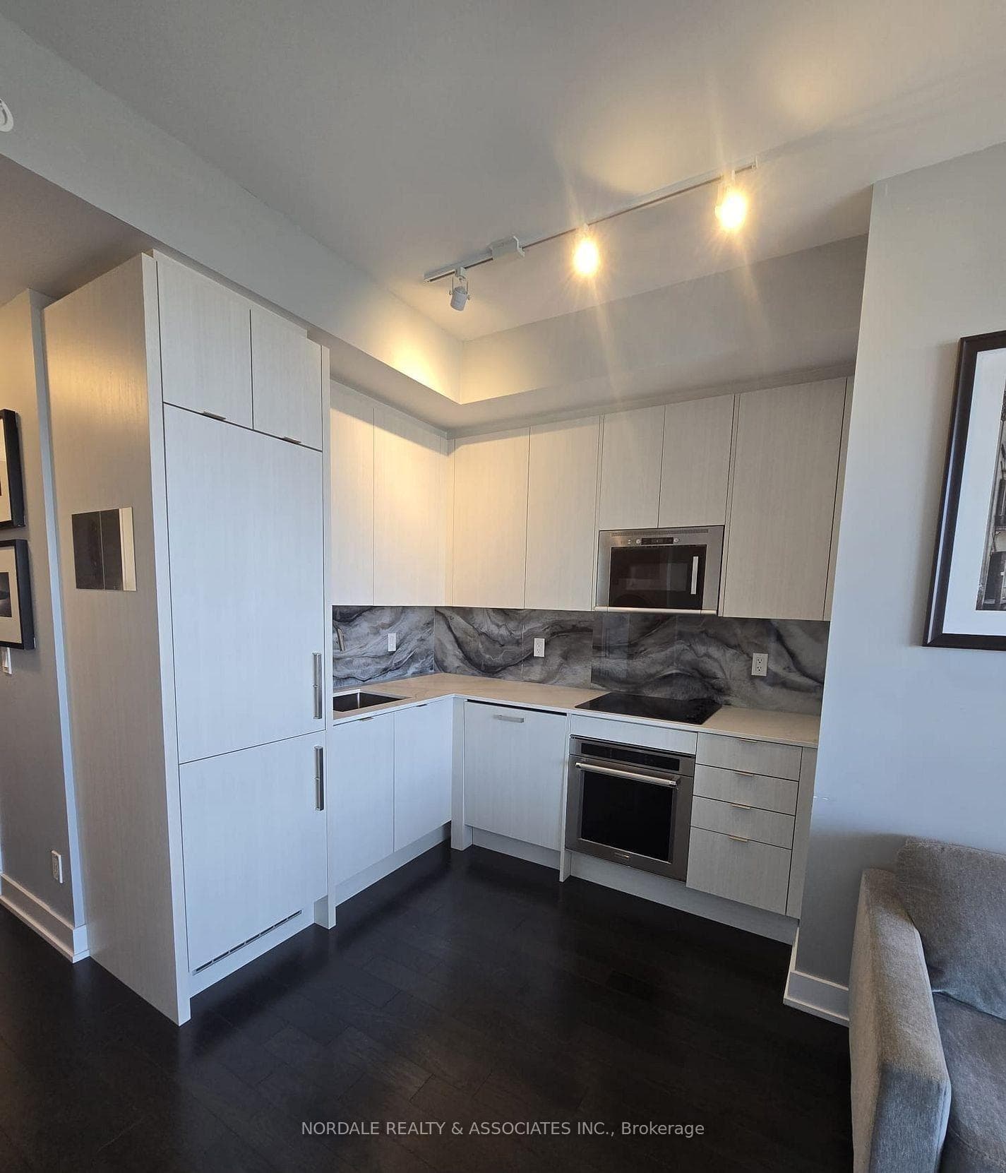181 Bedford Road Unit 1501 photo 7