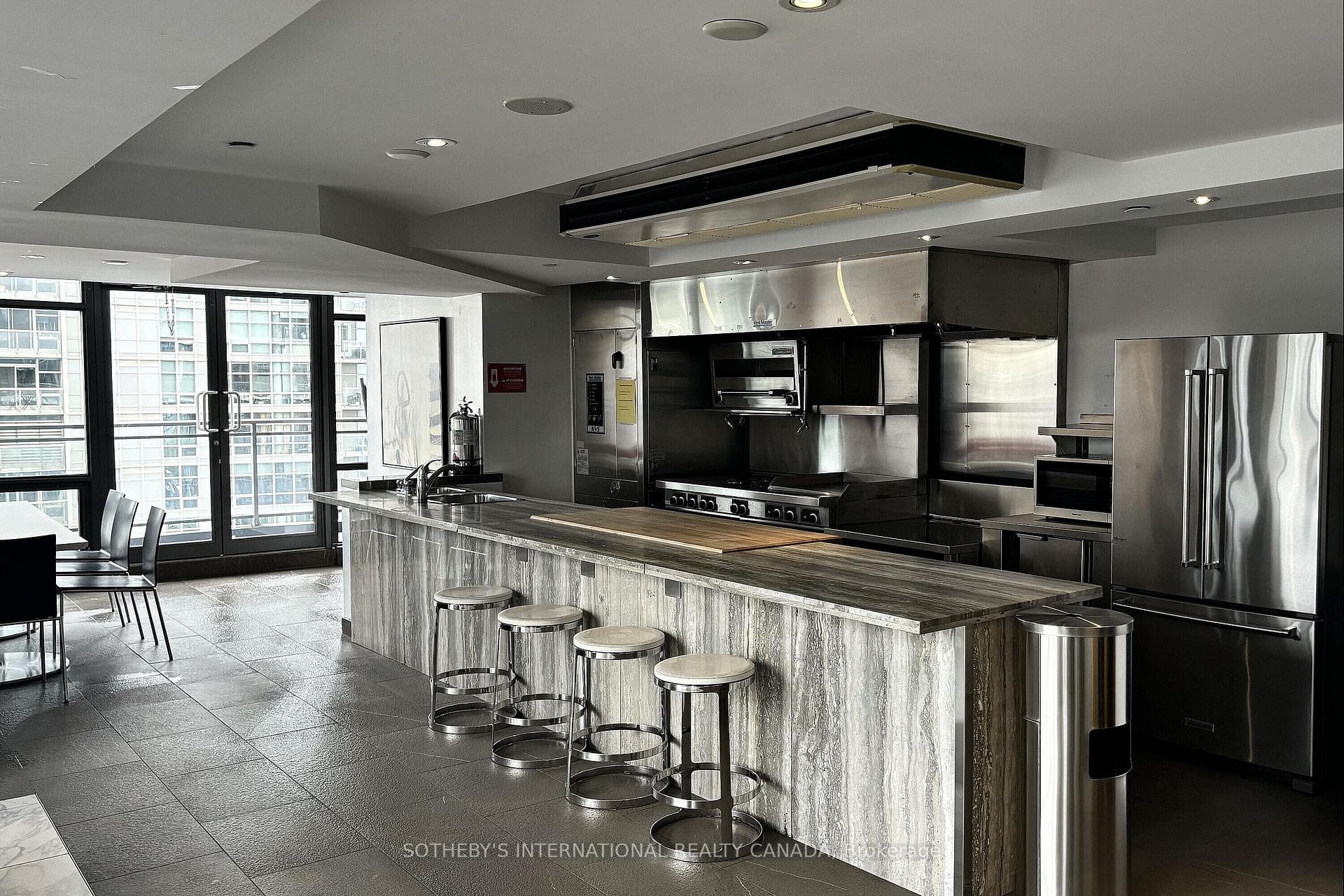 11 Brunel Court Unit 1216 photo 9