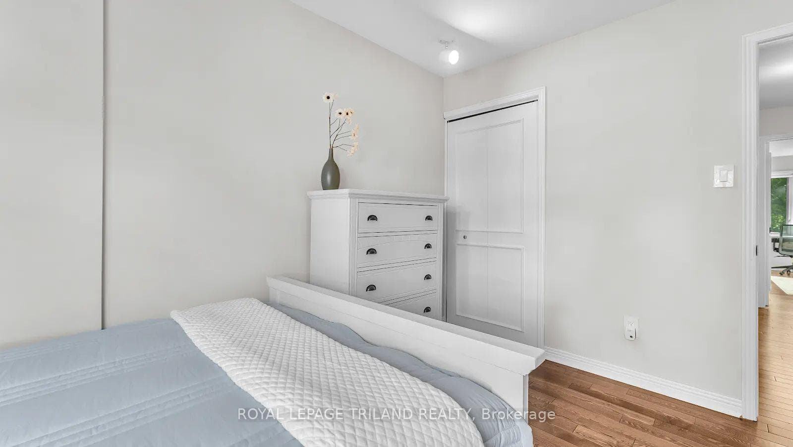 703 Windermere Road Unit 9 photo 19