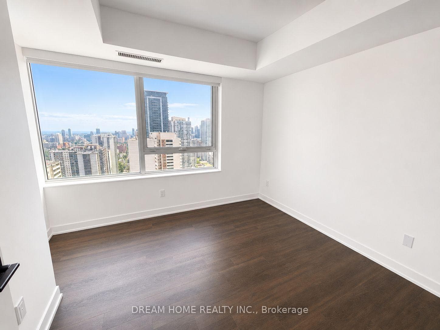 609 Sherbourne Street Unit 3009 photo 6