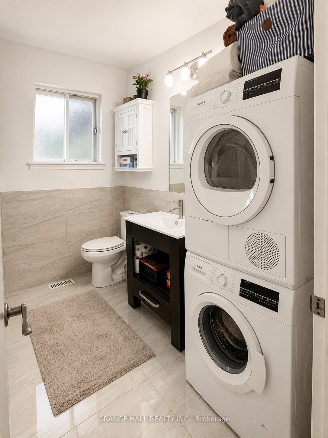4-Piece Bathroom (and laundry)