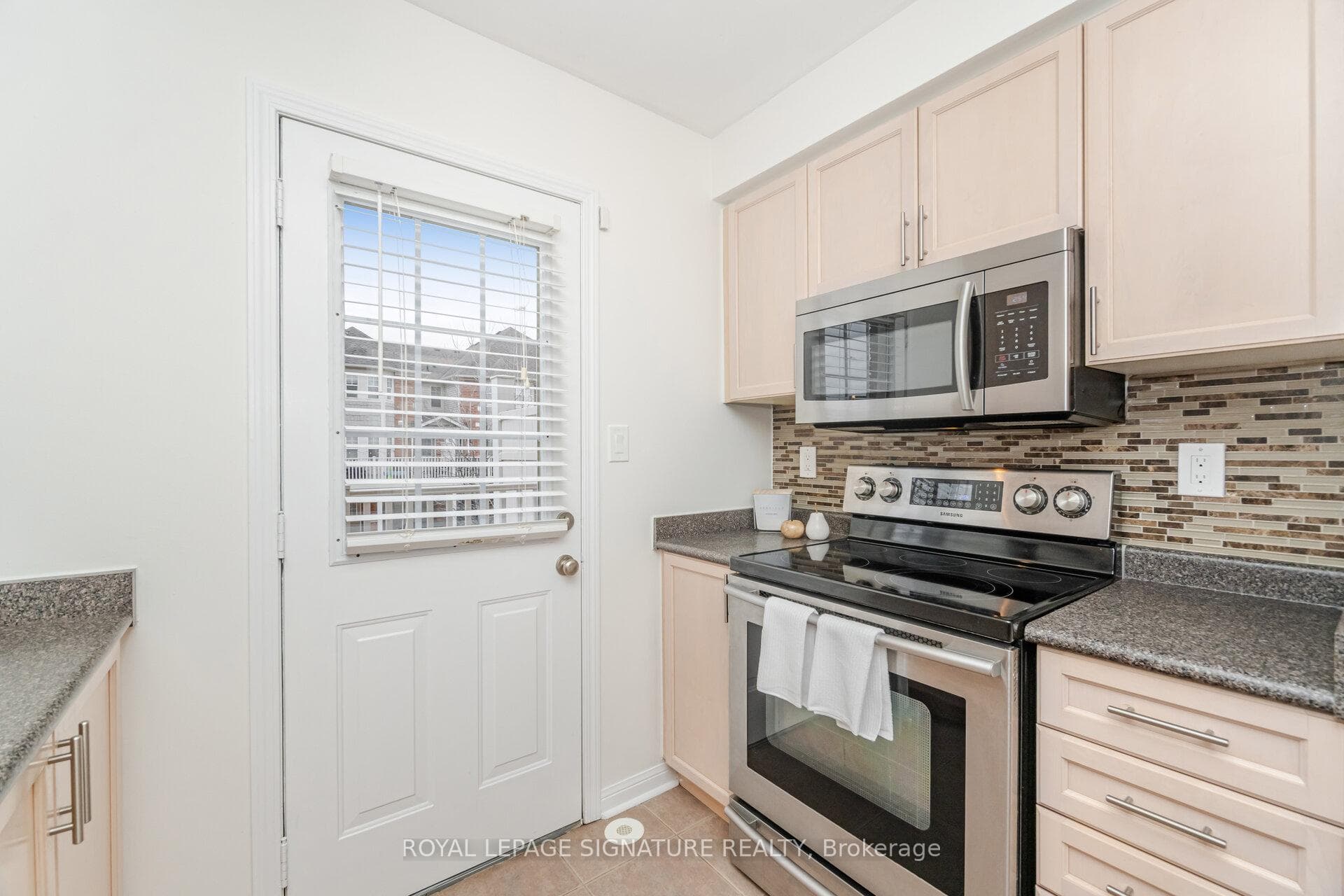 1182 Barnard Drive photo 18