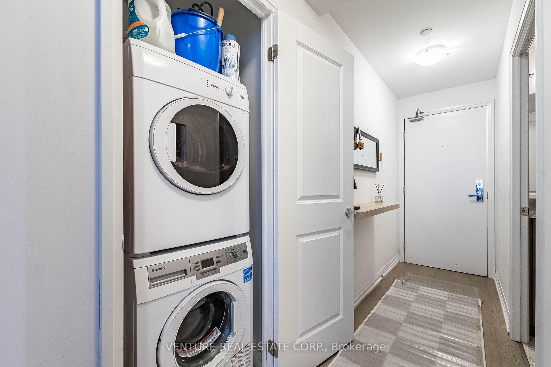 Ensuite Laundry