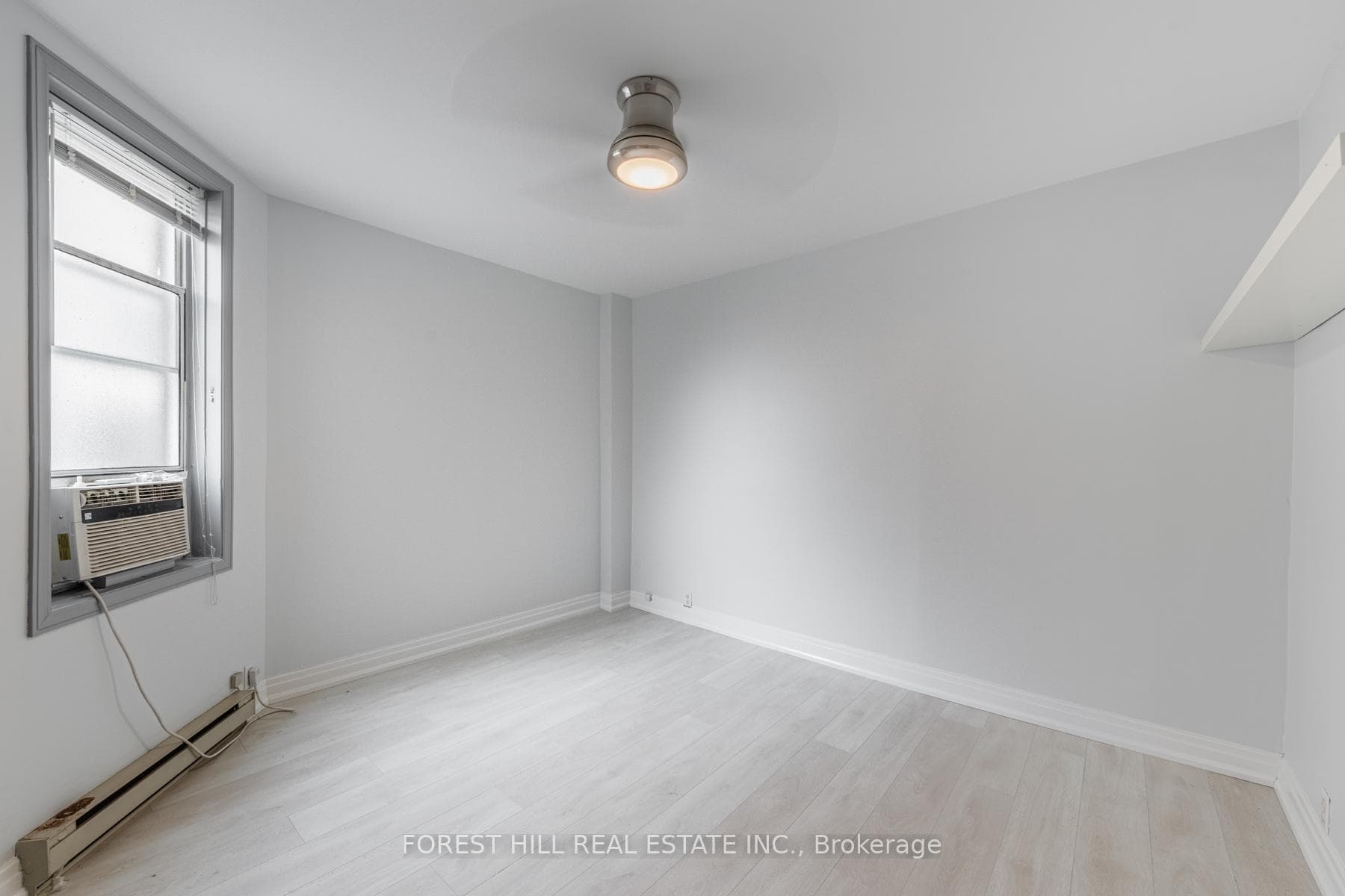 669 St Clair Avenue Unit Upper photo 16