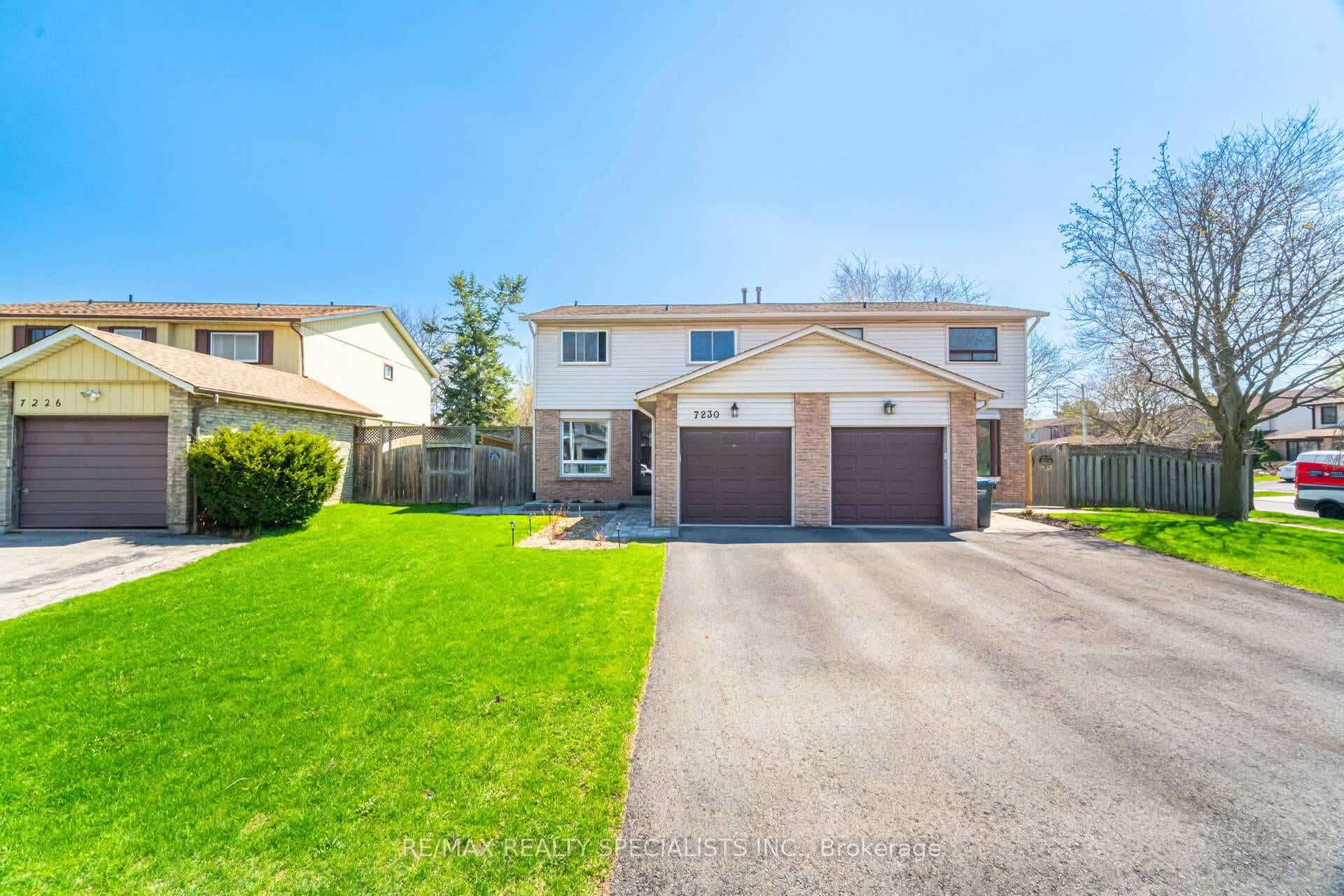 7230 Bendigo Circle photo 1