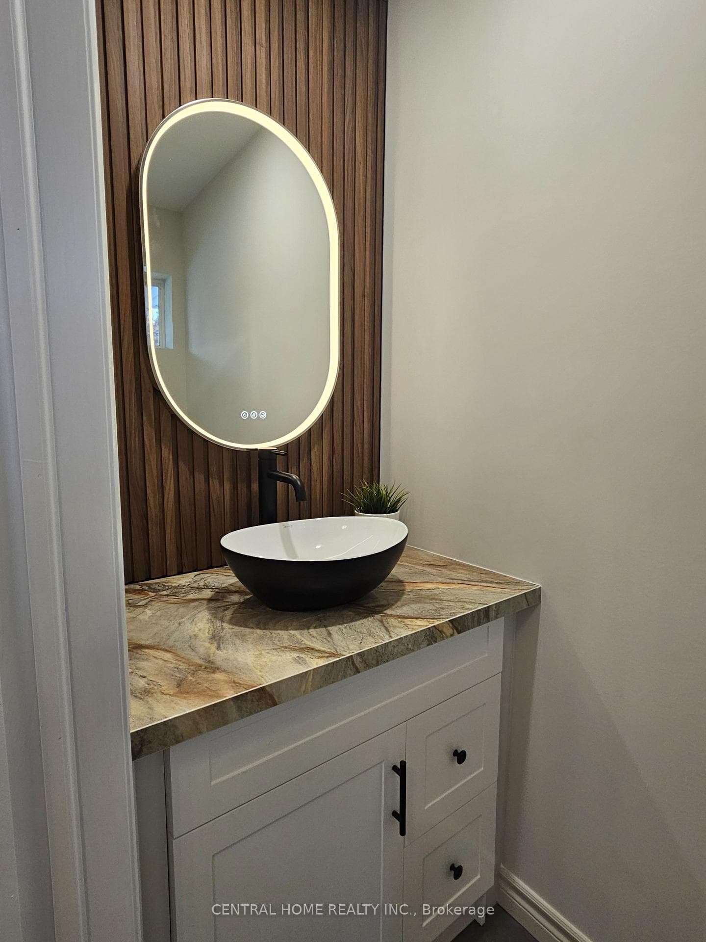 137 Willow Lane photo 7