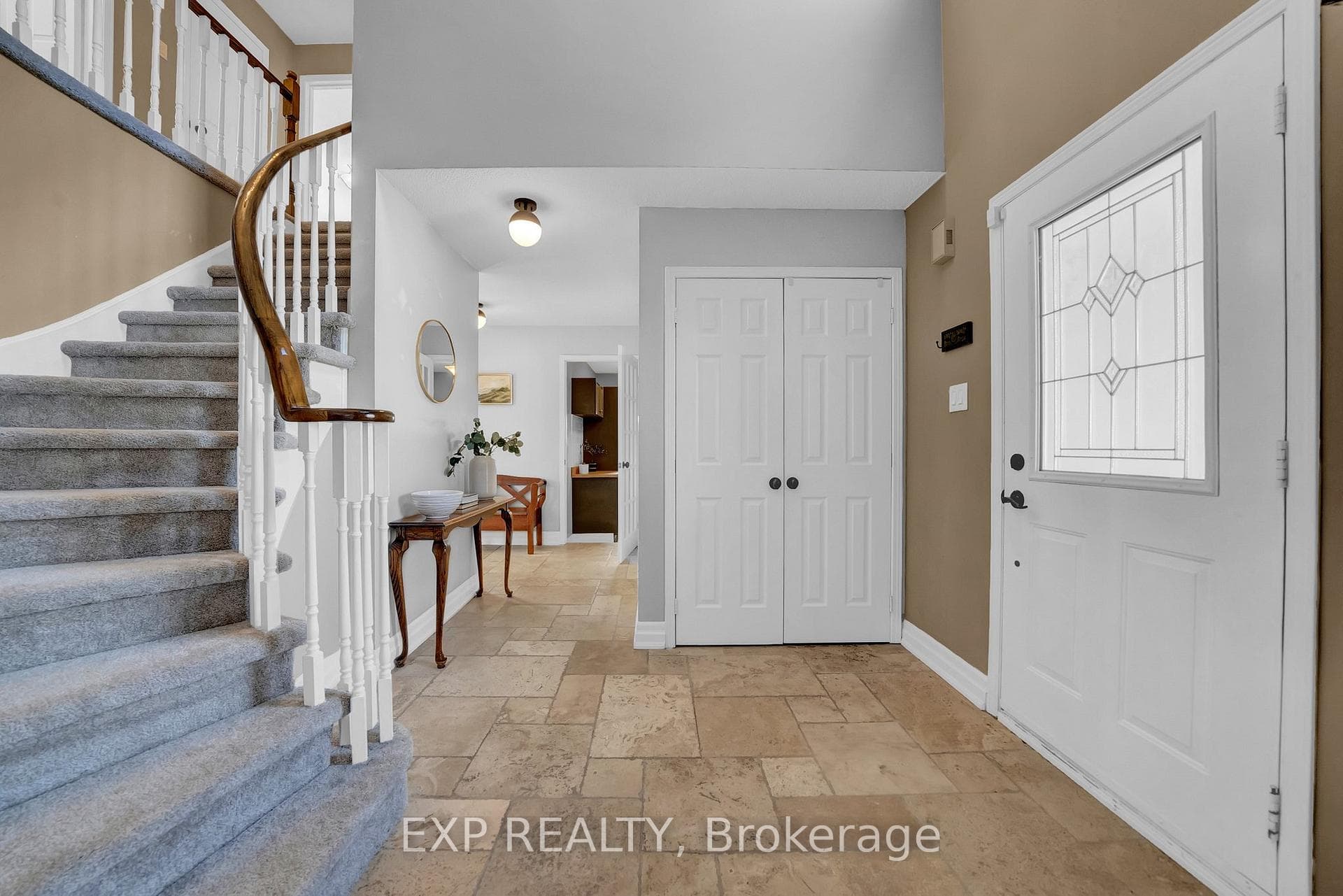 26 Lillian Crescent photo 3