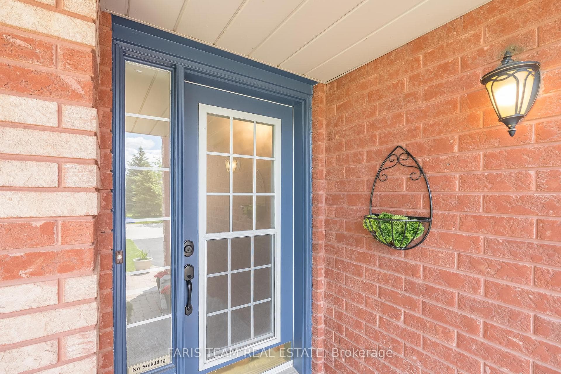 19 Sumac Street photo 5