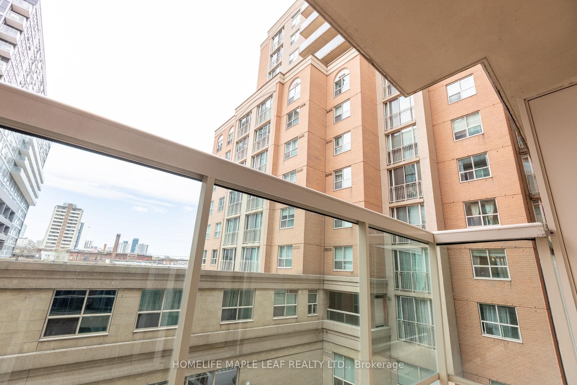323 Richmond Street Unit 407 photo 18