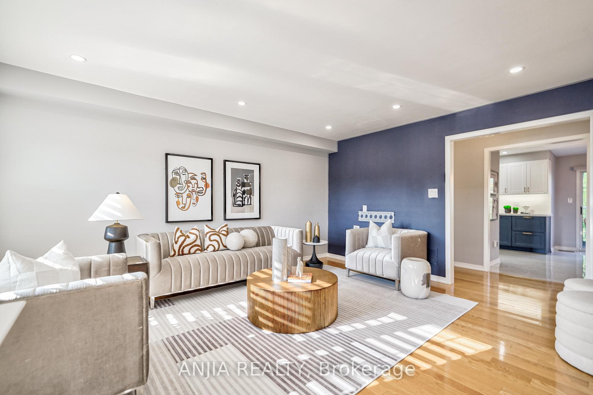 60 Thoroughbred Way photo 14