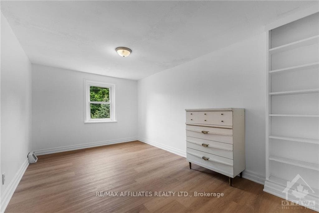 100 MORPHY Street photo 23