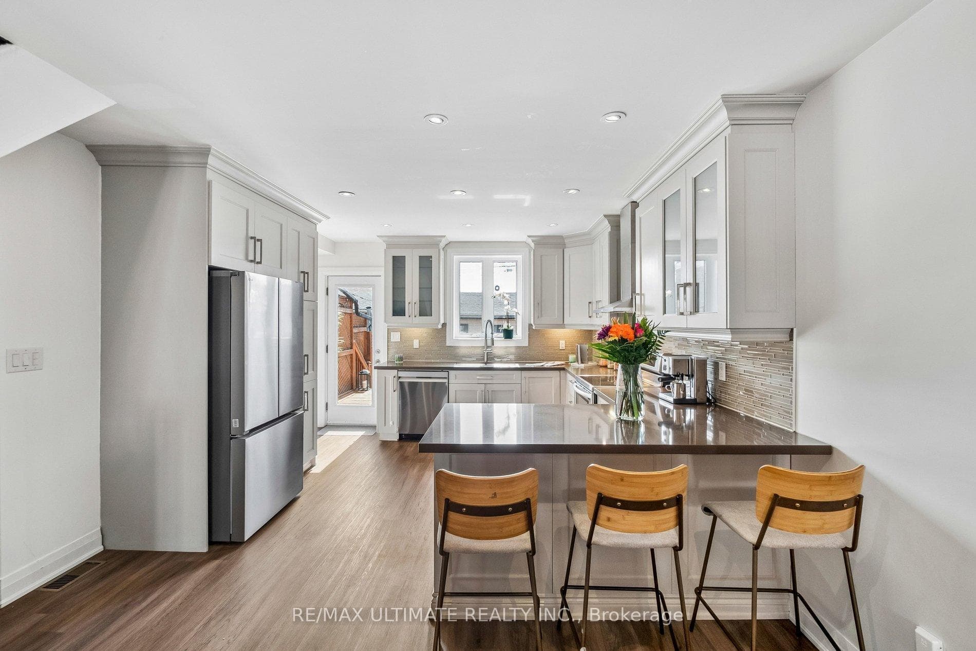 155 Morrison Avenue photo 9