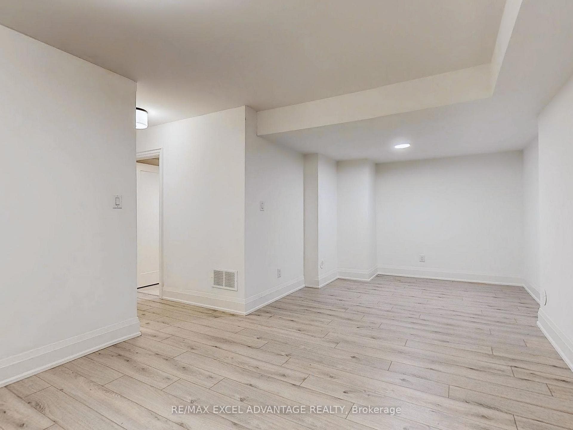 62 Saddlecreek Drive photo 32