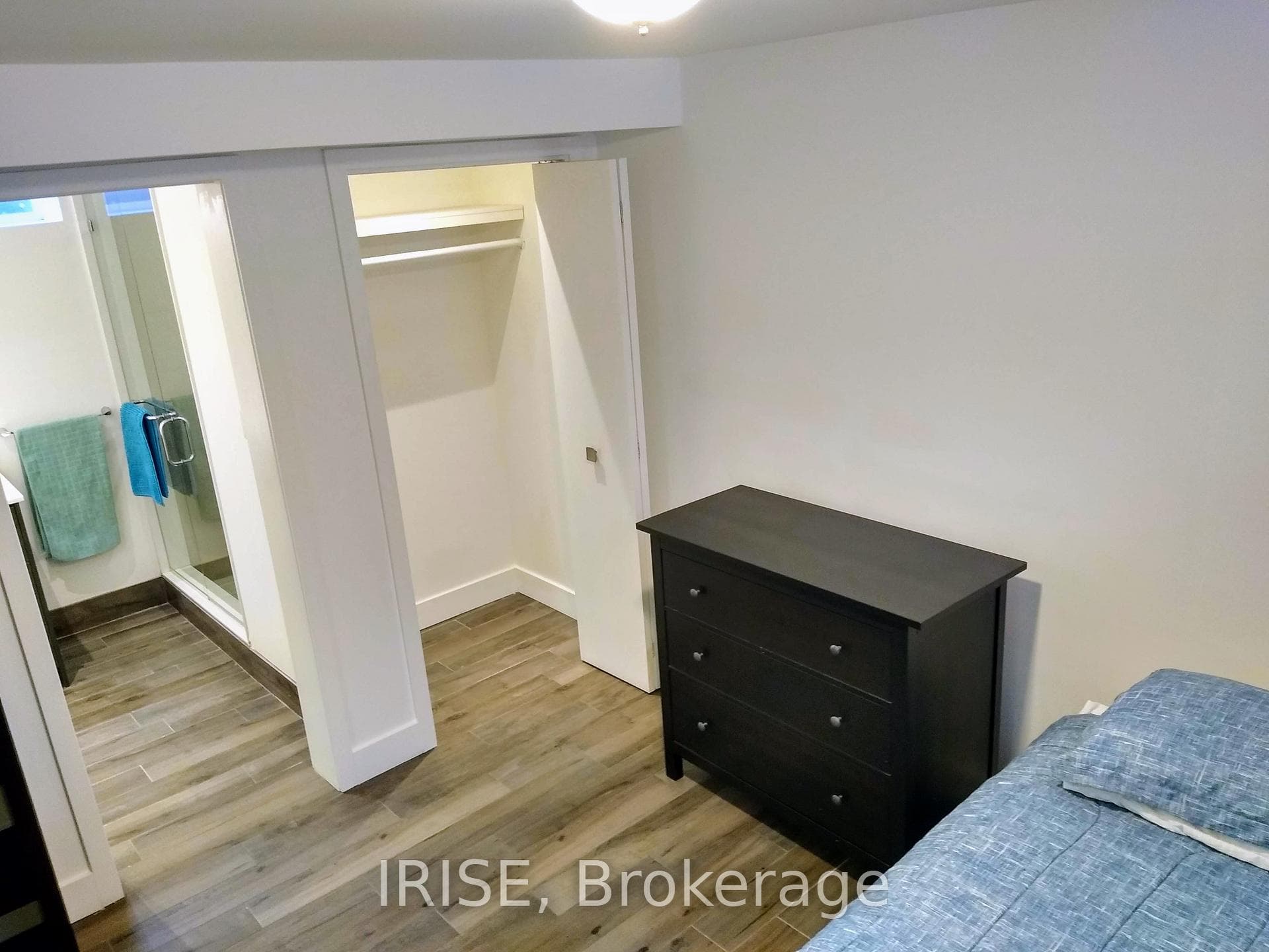 11 Donmore Avenue Unit Lower photo 10